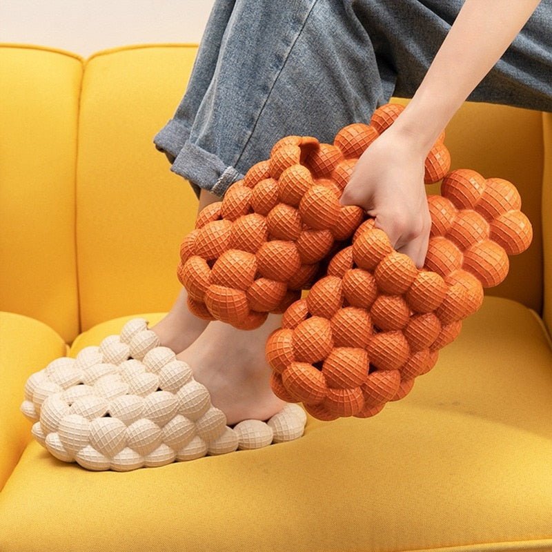 NUVEM CONFORT™ - Chinelo Ortopédico de Bolhas Super Confortável